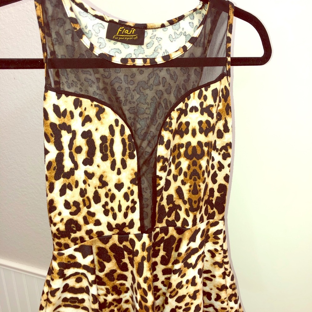 Leopard top